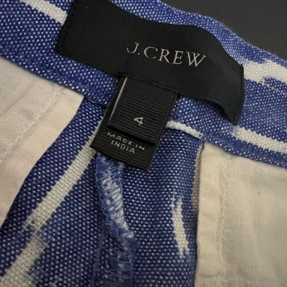 JCrew Size 4 bright blue and white shorts. Great condition. Pockets. - Picture 9 of 11